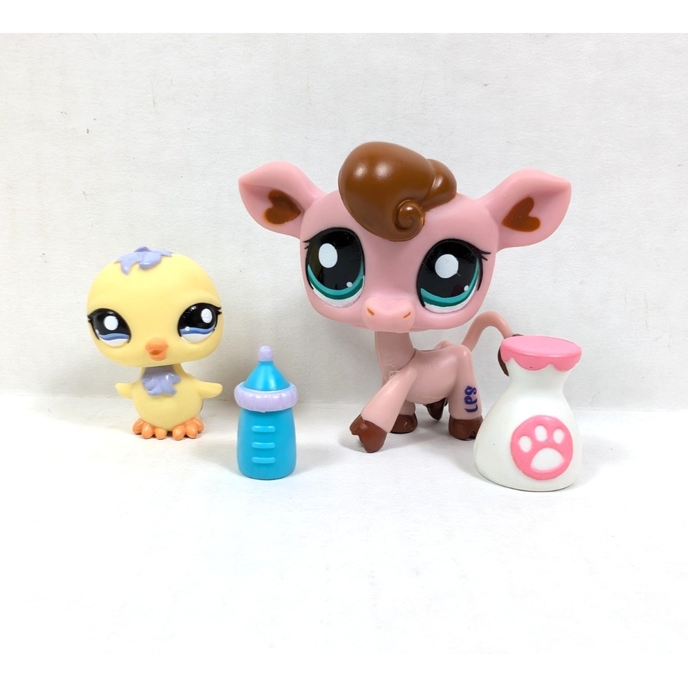 Authentic Littlest Pet Shop Playset #2001 #2002 Cow Heart Ears Yellow Chick
